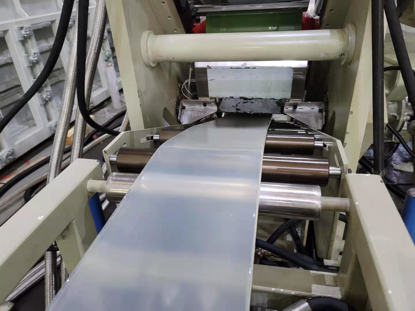 Высококачественная машина штранг-прессования листа пены 15mm TPU с амортизацией
