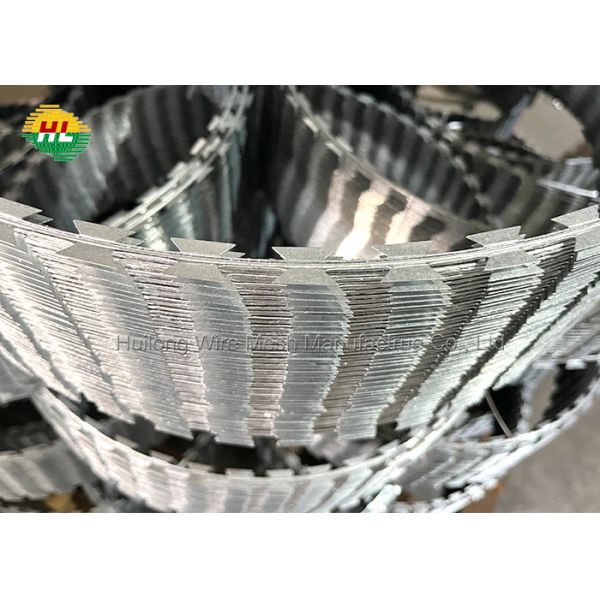 Egoza Hot Dipped Galvanized Steel Commercial Sturdy Fence Steel Iron Wire Concertina Barbed Razor Wire