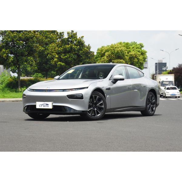 480-702KM NEDC Xpeng P7 Sports Car Electric Car Vehicle Fast Charge Time 0.48h