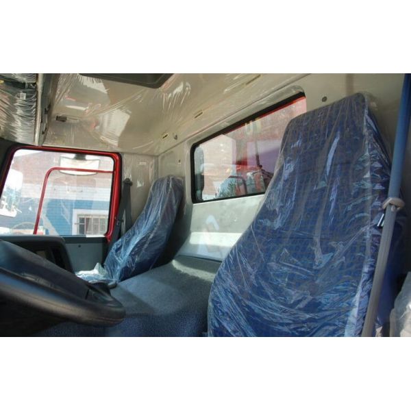 WD615.47 371HP 6X4 Drive Prime Mover Trailer , Maximum speed 101