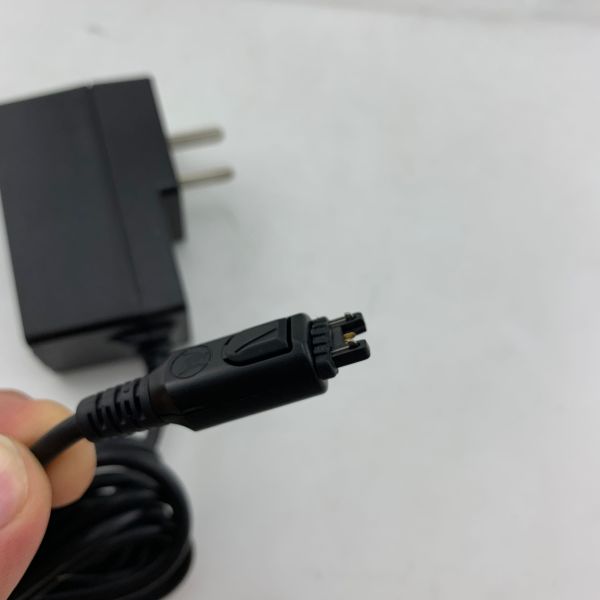 TETRA MTH500 MTH800 Walkie Talkie Interphone Charger for Easy and Convenient Charging