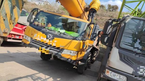 Utilisé XCMG 70 tonnes grue mobile QY70KC équipement hydraulique de levage de grue 2019