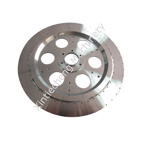 Тяжелые оцинкованные компоненты нефтяных платформ с деревянной упаковкой