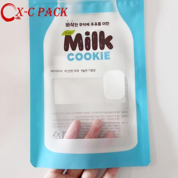 Sac d'emballage pour aliments pour animaux de compagnie en feuille d'aluminium résistante à l'humidité, scellé sur trois côtés, réutilisable, avec fermeture éclair, impression numérique, sac pour friandises pour chiens