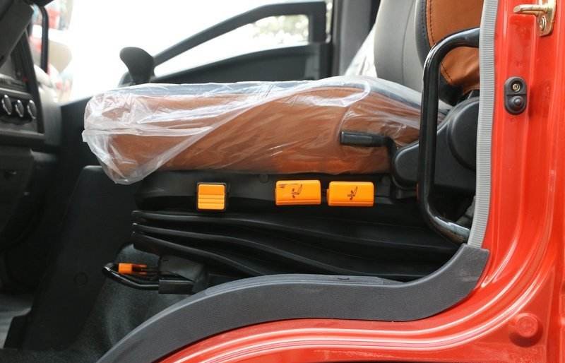 Используемая тележка грузовика тележки груза режима HOWO 151HP привода 4x2
