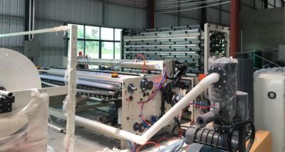 Linha de produção de alta velocidade máquina do papel higiênico 380V 50Hz do rebobinamento do rolo de toalete