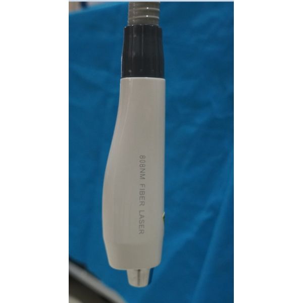 Pain Free Laser Hair Removal Machines 12*12mm Spot SHR Laser 808nm Fiber Laser Hair Removal Machine