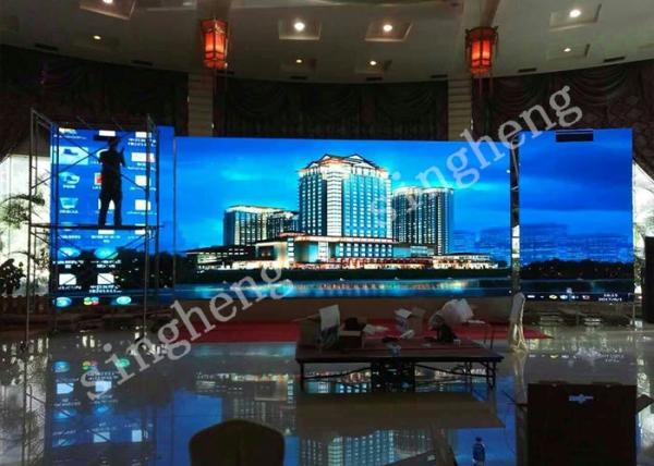 P5 LED Digital Advertising Display Screens 50 / 60Hz Frame Frequency CE Approved