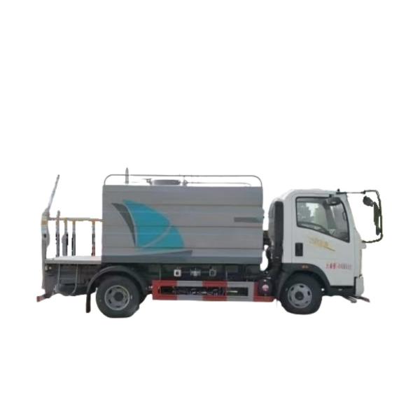 EURO 5 Emission Standard Sanitation Cleaning Truck Pavement Maintenance Operation Truck