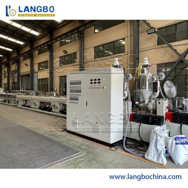 Chine Chaud Froid 20-63mm Approvisionnement en eau Ligne de production de tuyaux en PPR / Machine d'extrusion