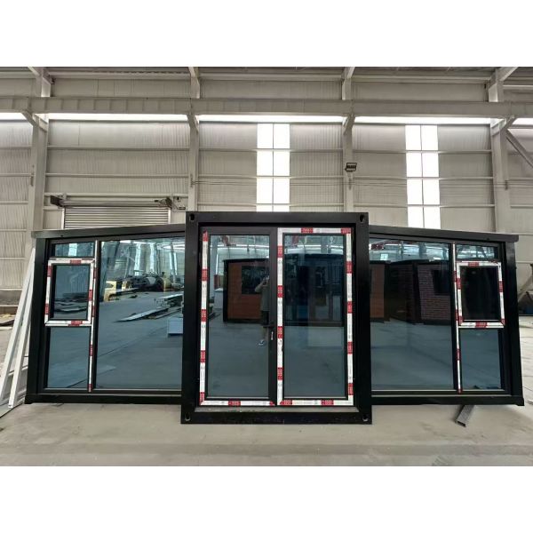 Recyclable Q355B Q235B Modern Prefab Houses For Emergency Fireproof