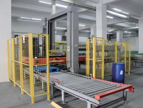 Streamline Mineral Water Filling Line Production Equipment For Food Beverage