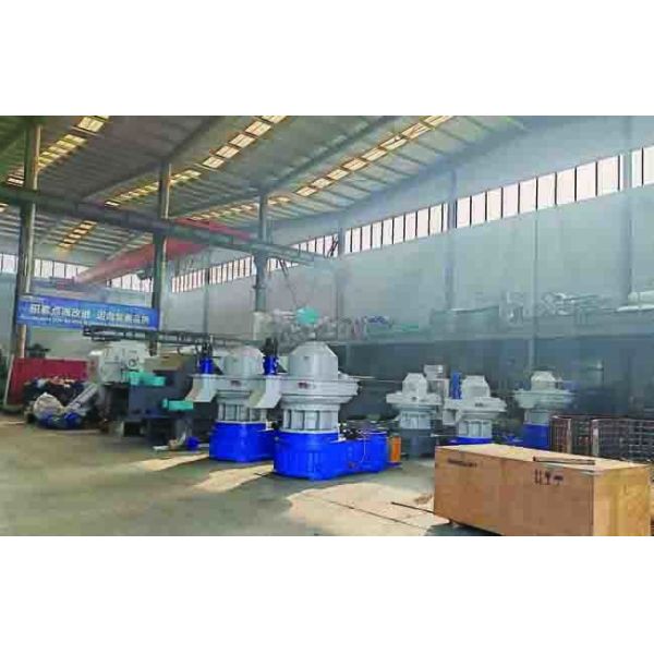 Stainless Steel Wood Chip Pellet Machine 2-8mm Diameter