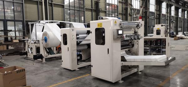 Un dessin intercalaire de bonne qualité N plier la machine à plier du papier de serviette à main avec une ligne de production de machine à emporter facilement
