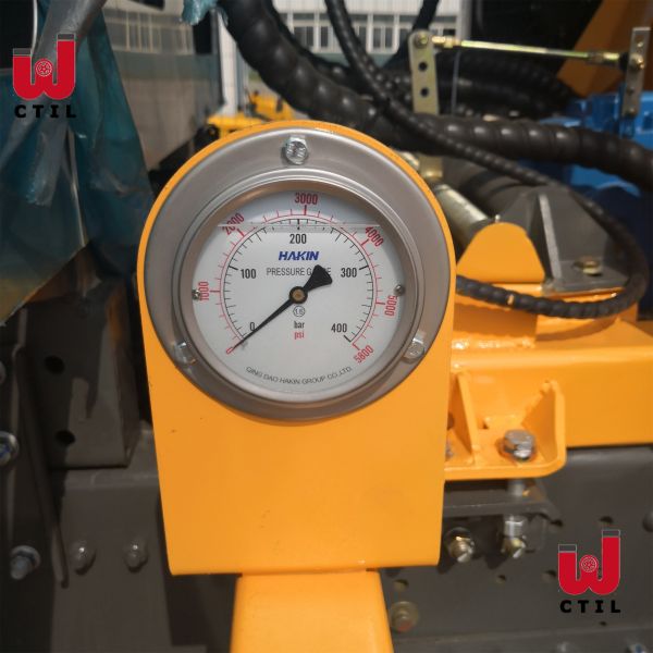 Корабль смесителя цемента тележки WD615.47 конкретного смесителя HOWO SINOTRUK