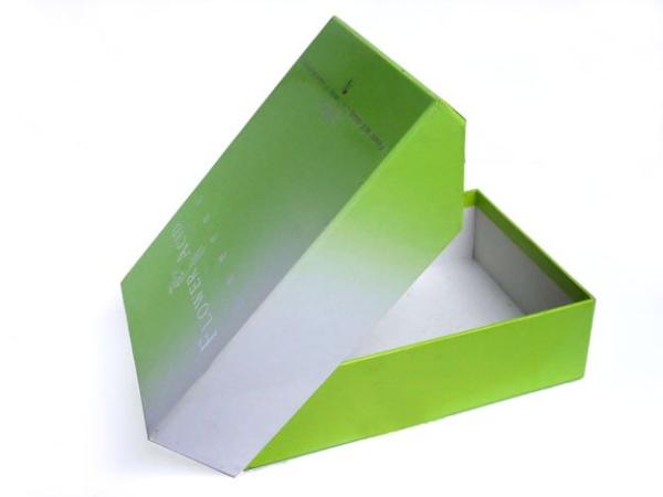 CMYK ou PMS adapté aux besoins du client a imprimé l'impression de boîte ridée par carton de la stratification mate