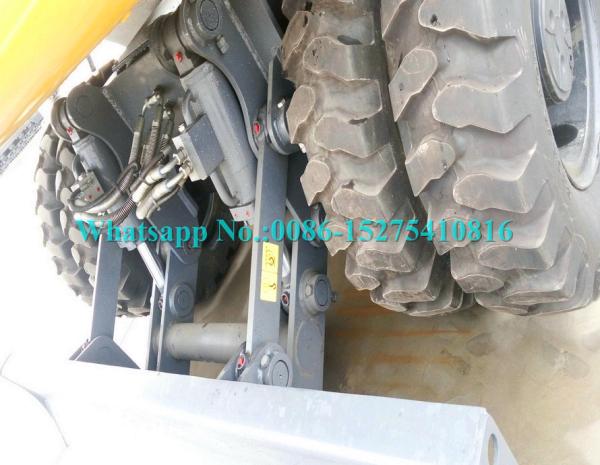 All Wheel Drive 4 Wheeled Mini Excavator , 6 Ton Excavator For Earth Moving XE60WA
