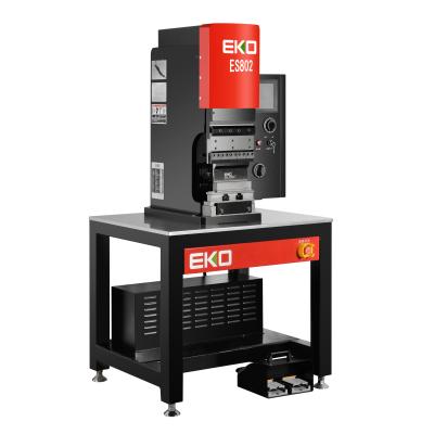 Presse plieuse automatique servo hybride en acier au carbone de 8 tonnes / 200 mm à 2 axes