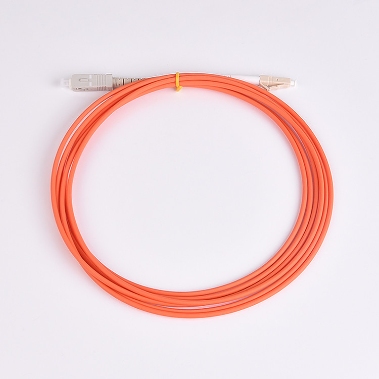 Гибкий провод вносимой потери FTTH SC UPC SC APC низкий