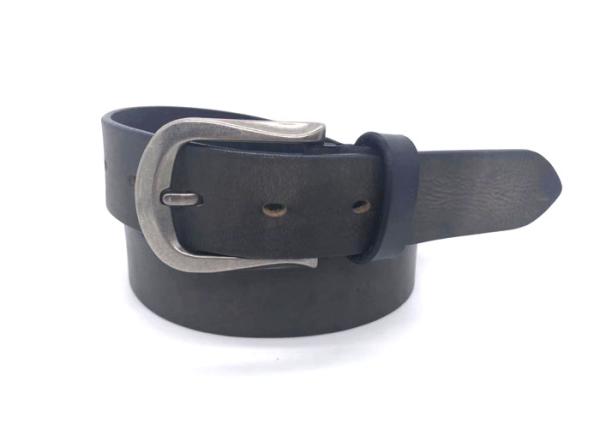 Correia de couro ocasional dos homens clássicos com a anti - Pin Buckle de prata/todo o - correia das calças do trabalho da estação