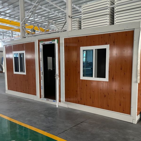 Sandwich Panel House Uniquely Designed Prefab Steel Expandable Container Home with Customized Color and 2 Bedrooms