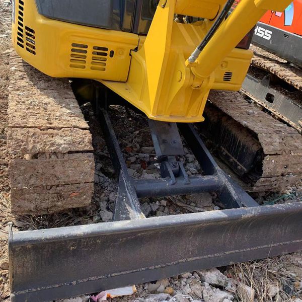 Japan 5ton Used Komatsu Excavators Construction Tracked Used Komatsu Pc55 Excavator