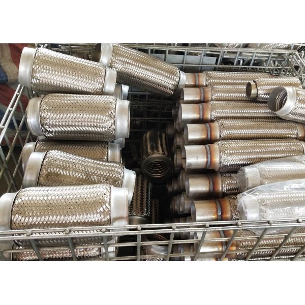 1.75 X 6 X 10 Ss201 Flexible Exhaust Pipe Connector With Wire Braide And Welded Nipple