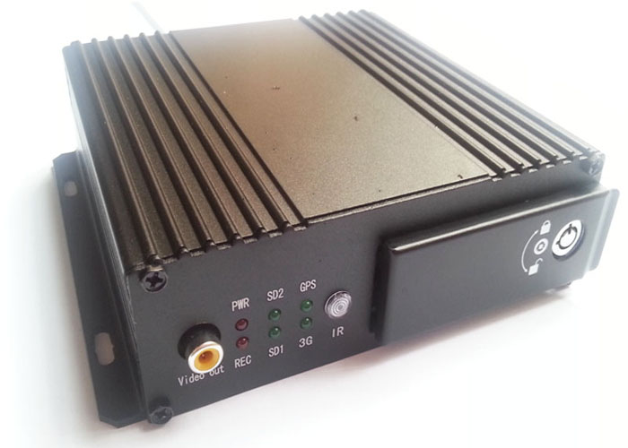 Система полной карточки передвижная DVR CH SD камеры 4 ночного видения D1 с GPS для шины/такси