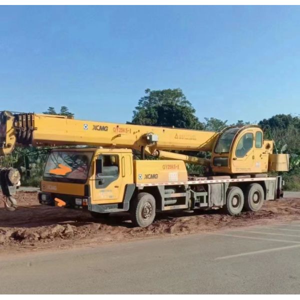 25ton Truck-Mounted Telescopic Crane for Construction Equipment After-sales Service
