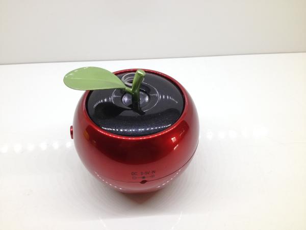 Apple Shape USB / Car Ultrasonic Humidifier Mini Air Humidifier 300PP DC5V 500mA