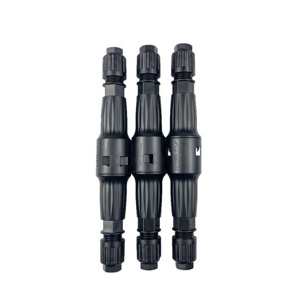 Connecteur de fusible de panneau solaire noir IP67 1500V pour des performances durables