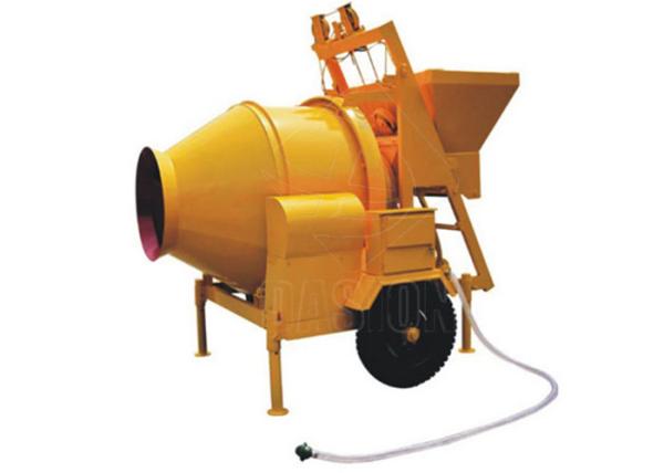 Small Portable 350L Hydraulic Concrete Mixing Equipment Hopper Lift For Building