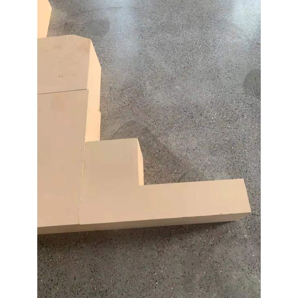 Refractory Zirconia Corundum Zirconia Mullite Antistripping Brick for Glass Melting Kiln