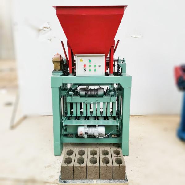 Hot Sale Brick Making Machine Customizable Mould Hollow Concrete Block Making Machine for Engineering Construction