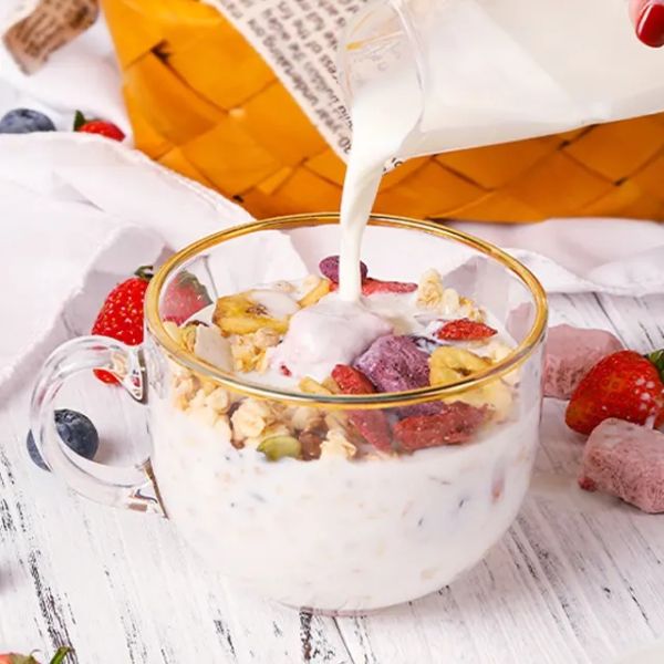 Хлопья для завтрака питательного вещества хрустящие приносят плоды Muesli Granola с замораживанием - высушенным персиком
