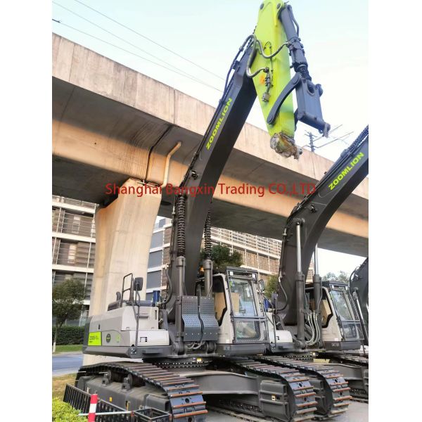 100% ZOOMLION ZE550 Excavator from with Strong Power and Hydraulic Stability