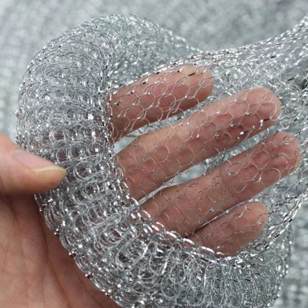 Soft Stainless Steel Galvanized Wire Brush, Kitchen Cleaning Product, Strong and Durable, Soft