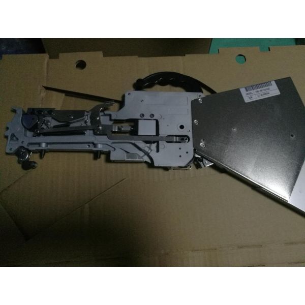YAMAHA CL 8MM 8*4 FEEDER SMT PARTS YAMAHA CL 8*4MM FEEDER KW1-M1100-000