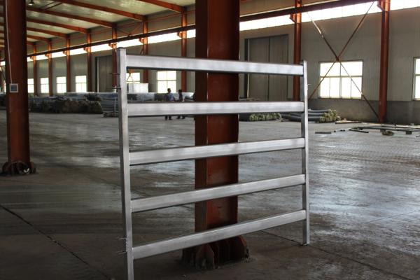 Livestock Fence Panels Oval Rail Cattle Panel Heavy Duty 6 Bar