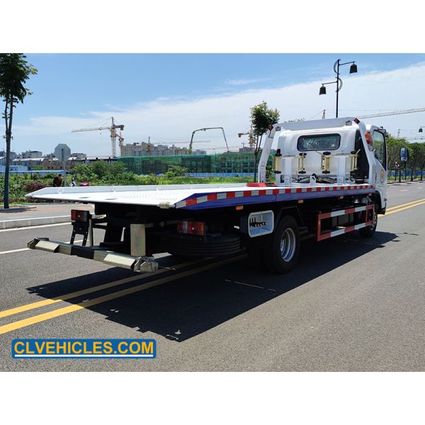 ISUZU KV600 Light Recovery Tow Truck 4x2 130hp With ABS Brakes