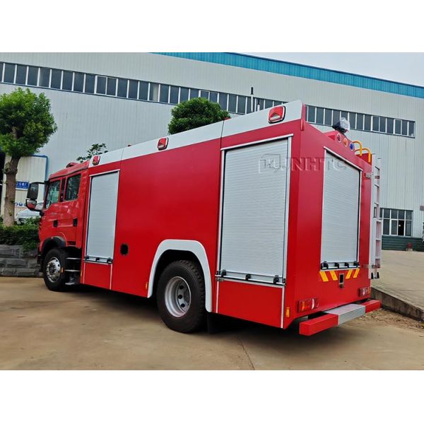 HOWO Пожарная машина 12000L 6 X 4 Вода и пена Пожарная машина спасения