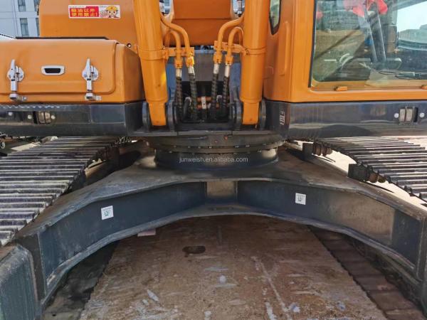 Hengli Hydraulic Cylinder Equipped Hyundai 225LC-9s Excavator for Heavy Duty Work