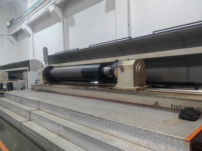 Customized 45 Steel Embossing Roller Q355B Heavy Duty Industrial Rollers