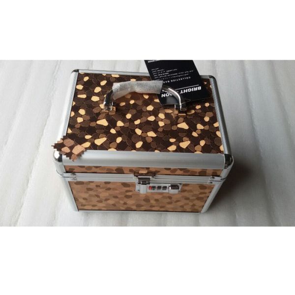 Nice Popular Bright Color Leathered Board Makeup Case Aluminum Framed With Lock