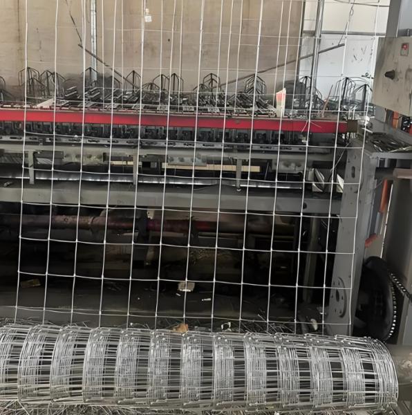 Highly-Durable Heavy Duty Galvanized Tensile and Corral Wire Woven Field Cattle Fence Roll for Long-Lasting Performance