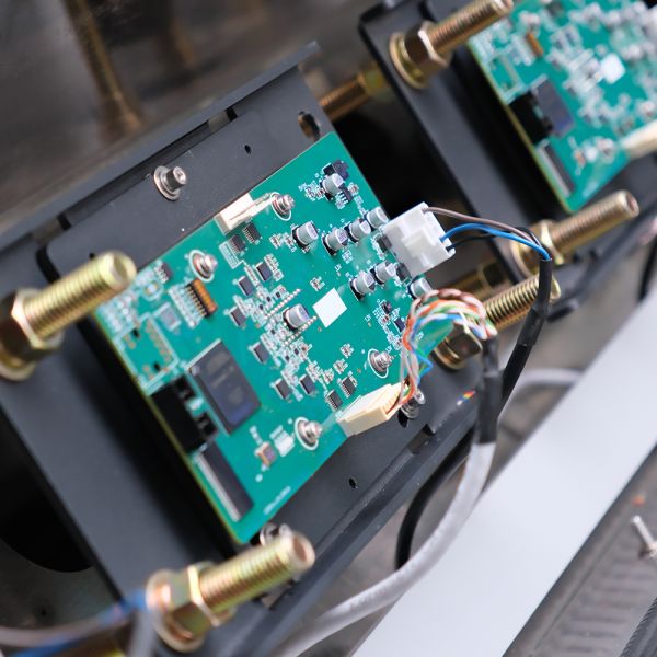 Clasificadora de color multifunción Wenyao con capacidad de 6-10 t/h, bajo consumo de aire y una interfaz fácil de usar