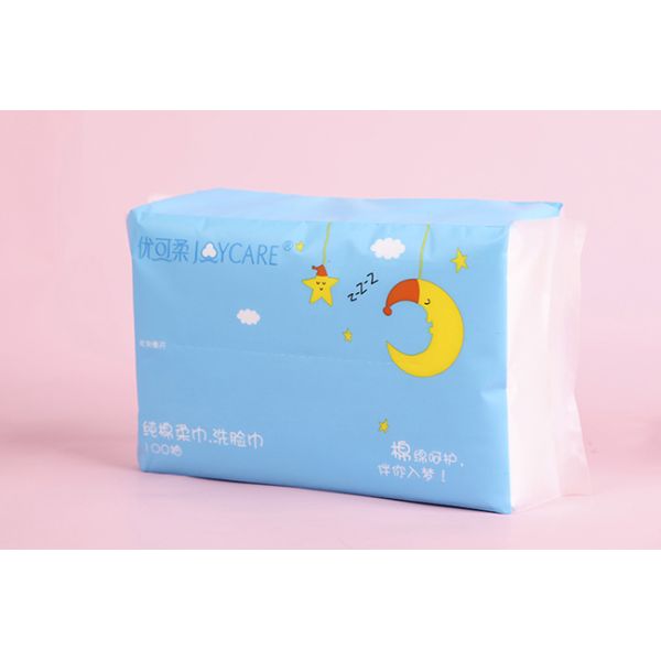 Small Size Face Tissue Wipes , Face Cleaning Wet Tissue Paper CE Approved