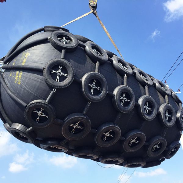 Yokohama Type Floating Pneumatic Marine Fender Ship Rubber Accessories