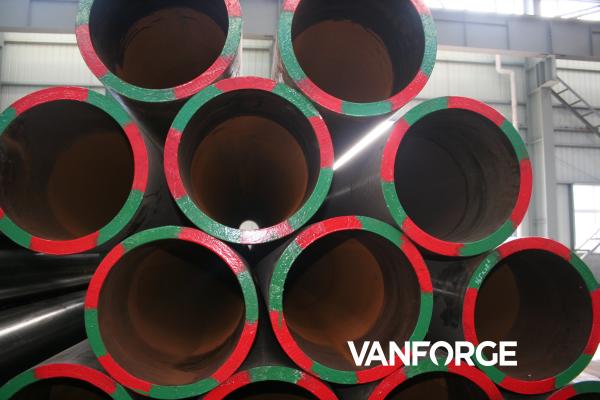ASTM A335 P5 Durable Seamless Alloy Steel Pipe Heavy Duty High Toughnesss