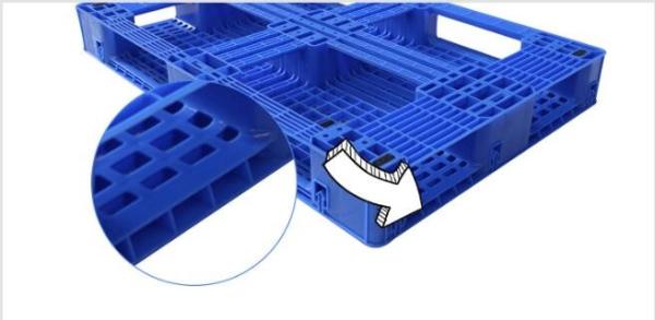 Light weight one time plastic pallets for transport and storage, Heavy duty cross bottom plastic pallet with 6 runners